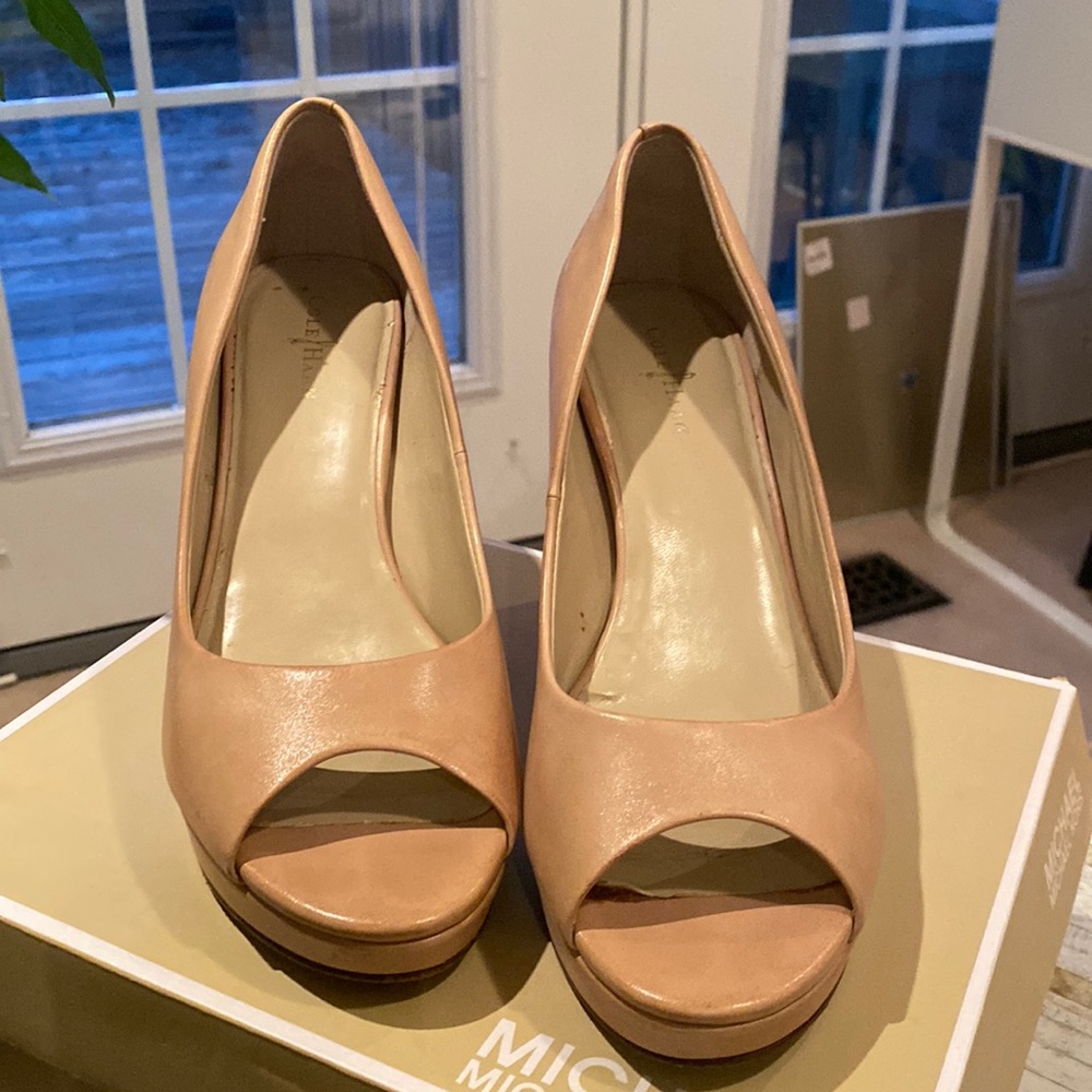 Cole Haan comfortable leather shoes